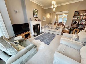 Lounge- click for photo gallery